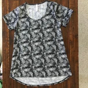 LuLaRoe Classic T size XS